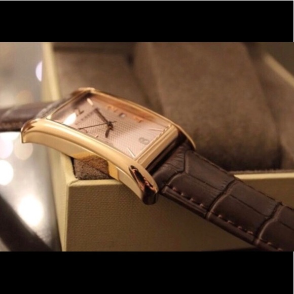 Burberry Other - Burberry leather watch
